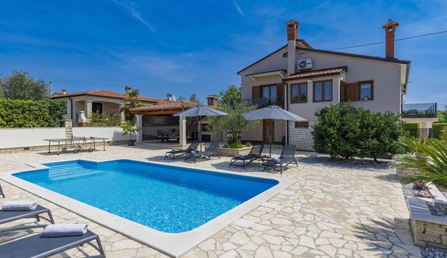 Vacation home Sara by Interhome