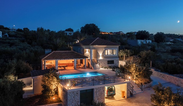 Vila Andre - Ultimate retreat in heart of Brač.