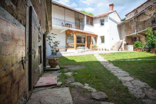 Vila Dane in Sezana