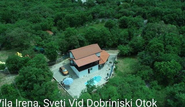 VILA IRENA