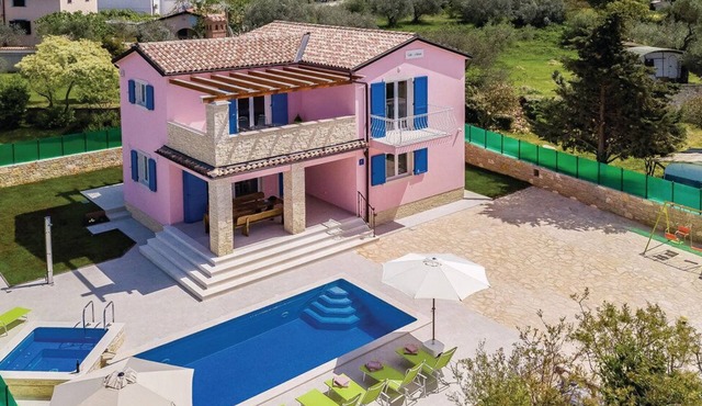 Villa 1525/15297 (Istria - Peroj), 200m from the beach