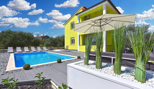 Villa 2115/39446 (Istria - Galižana), 5000m from the beach in Galižana