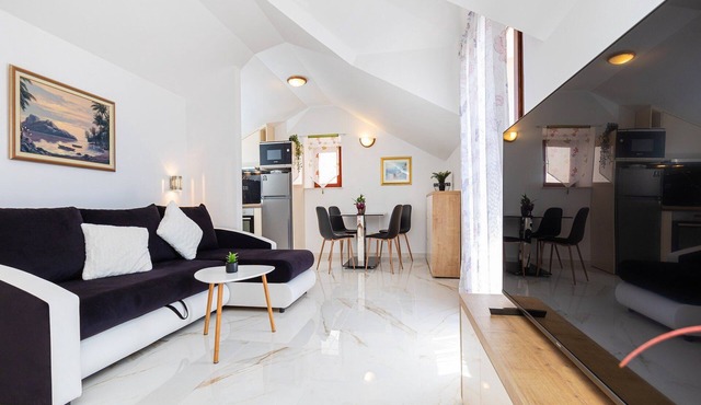 Villa Ana Apartments in Zupa dubrovacka
