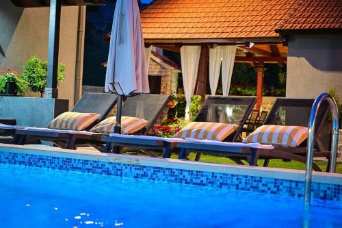 Villa Batarelo fully air-conditioned in Sinj