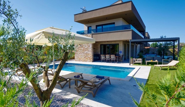 Villa Bavigo by Interhome in Pula/Manjadvorci