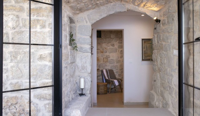 Villa Bella Vista Heritage Oasis in Podstrana