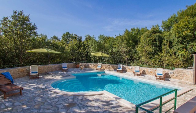 Villa Biljana, mit Zugang zu zwei Gemeinschaftspools by Interhome