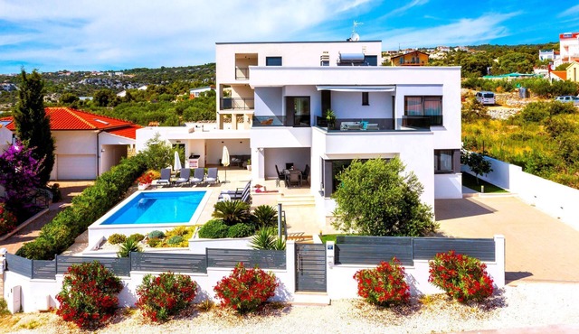 Villa Biser Mora in Sevid na moru