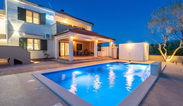 Villa Danica - Privlaka by Villas Guide in Privlaka