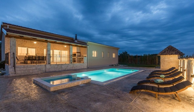 Villa Diana private Pool in Porec