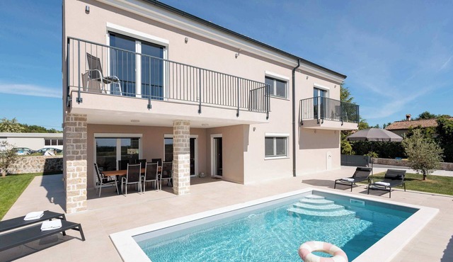 Villa Farini - with private pool near Porec in Farini