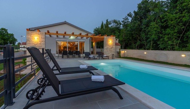 Villa Foska managed by WiiBuk in Pavičini