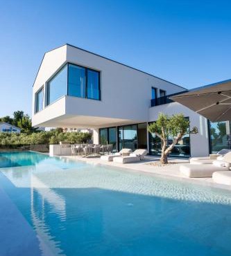 Villa FUX Eternity 3 Luxury Private Pool & Sea View in Ždrelac