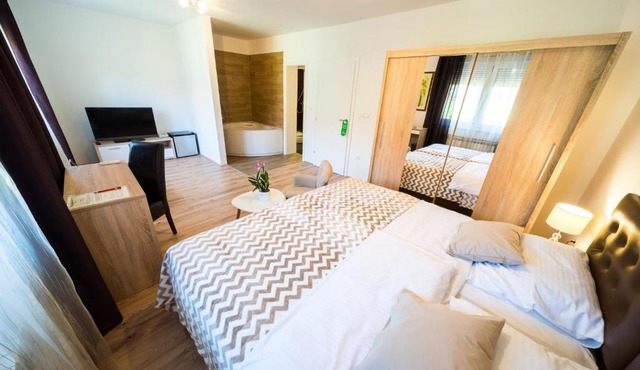 Villa Gradski Vrt in Osijek