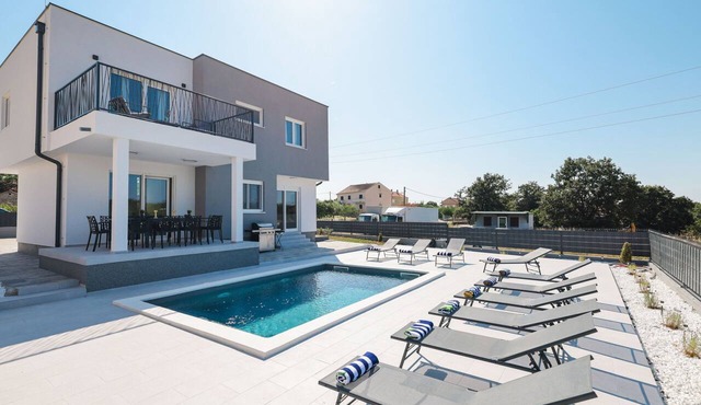 Villa IviCasa with pool by Interhome in Murvica