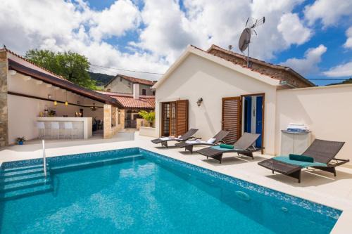 Villa Jasmine in Dol