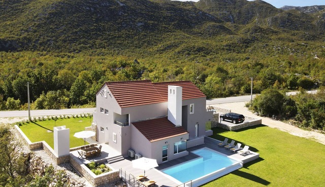 Villa Jure by Interhome in Zagvozd
