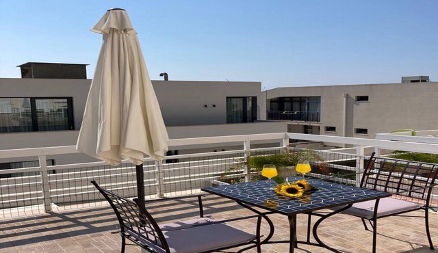 Villa Katarina - Comfort Double Room with Terrace (Ground Floor) in Dubrovnik