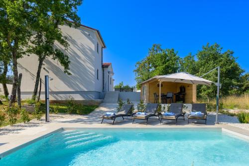 Villa Kunstvoll by IstriaLux in Juršići