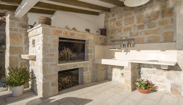 Villa Murvica - Three Bedroom Villa, Sleeps 6 in Murvica
