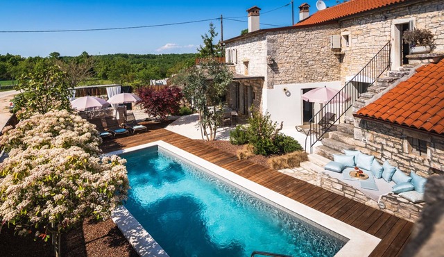 Villa Nar by Villas Guide