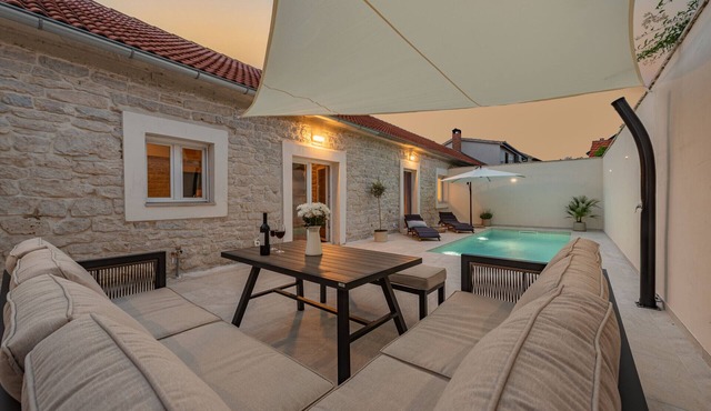 Villa Pod Murvom ZadarVillas
