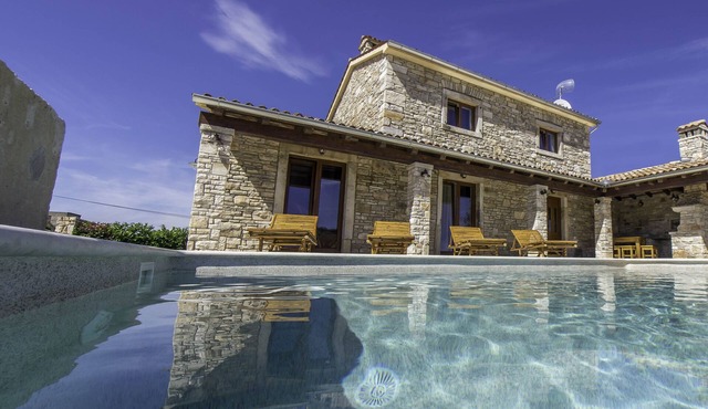 VILLA SALVIA* Rakalj