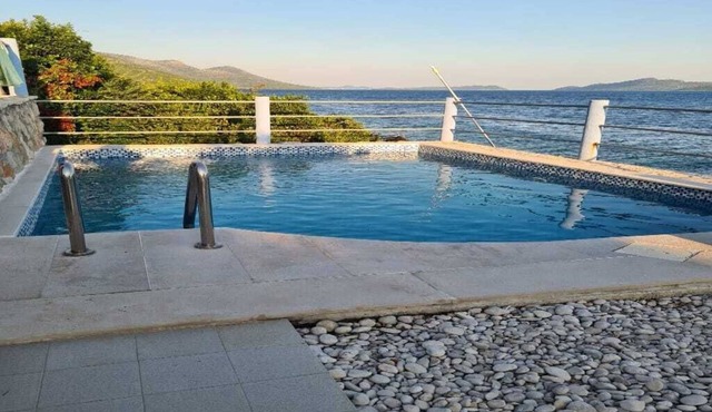 Villa sea Oasis Ratac in Majkovi
