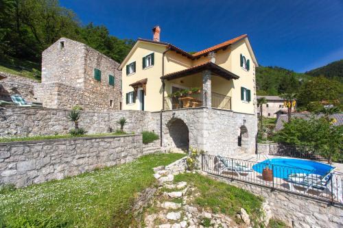 Villa Sirotnjak in Lovran