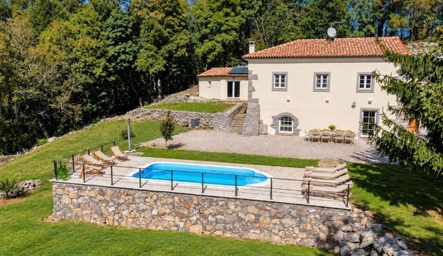 Villa Stancija Kavali stone house, Zvoneća-Opatija in Opatija