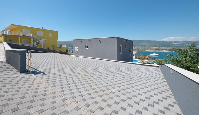 Villa Sun Spalato Borna nearby Split – Crovillas GmbH in Mastrinka