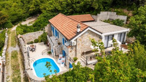 Villa Toscana - Charming stone Villa with private pool & garden in Grižane