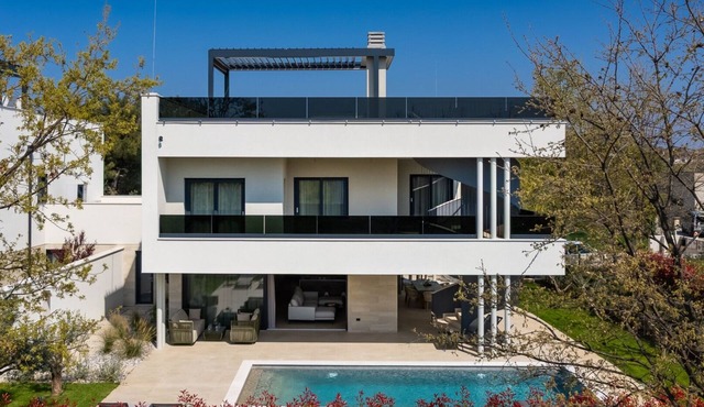 Villa Tranquilla by Villas Guide in Bužinija