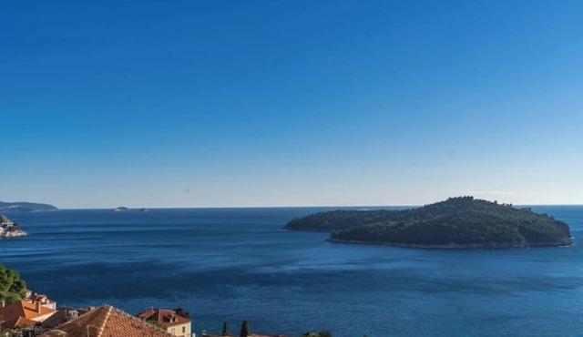 Villa Vega - Three Bedroom Villa with Terrace, Swimming Pool, City and Sea View in Ploce