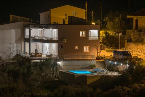 Villa Violeta With Amazing Sea View in Makarska