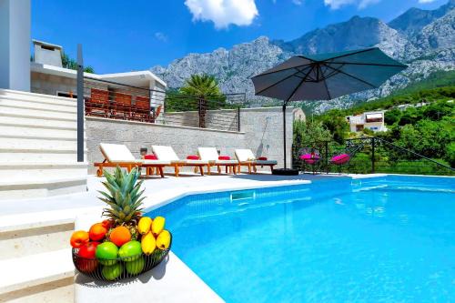Villa Vivace mit Pool und traumhaften Meerblick in Veliko Brdo