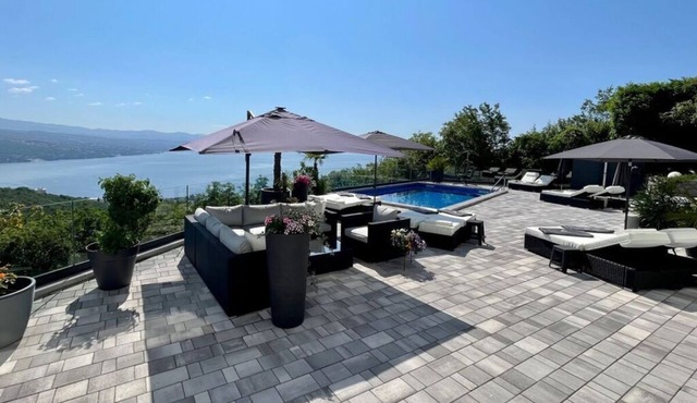 Villa White Pearl Diamond in Opatija