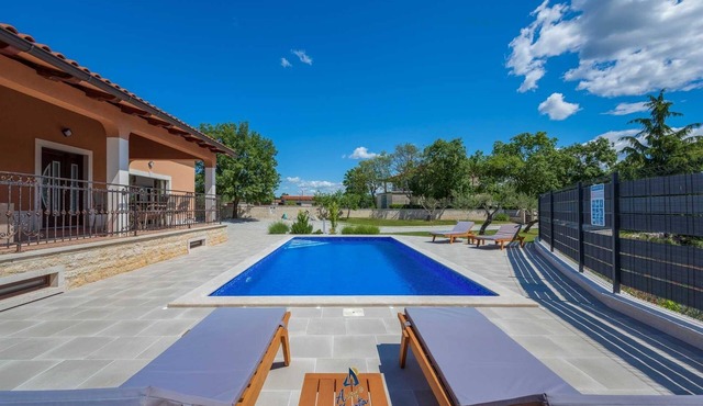 Villa with pool and wellness, privacy guaranteed