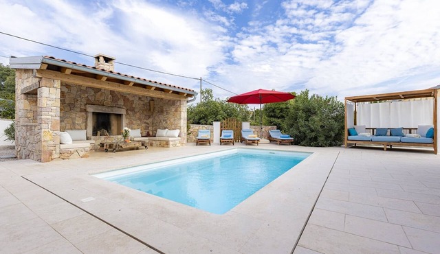 Villa with Private Wellness in Trget in Trget