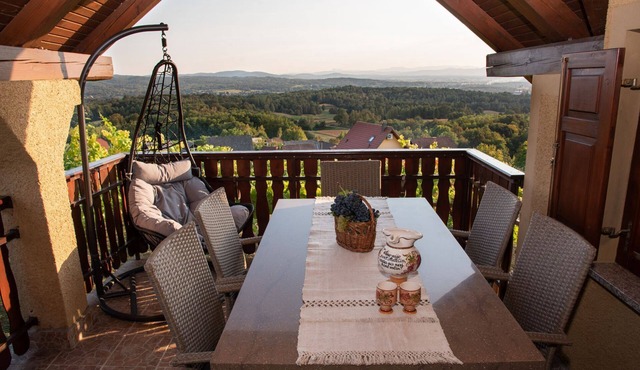 Vineyard Cottage Brodaric