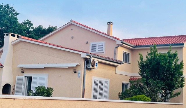 Wohnung mit Wasserblick by Interhome in Pašman/Neviđane