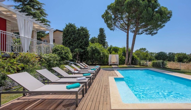 Wonderful private villa with A/C, private pool, WIFI, TV, terrace, pets allowed and panoramic view