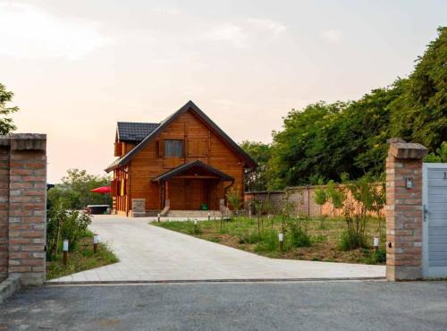 Wooden House Vučedol in Vukovar