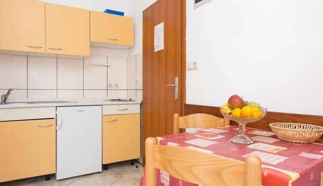 ZIC-MRAKOVCIC br.2 S2 K2 ohne Balkon by Interhome in Krk/Baška