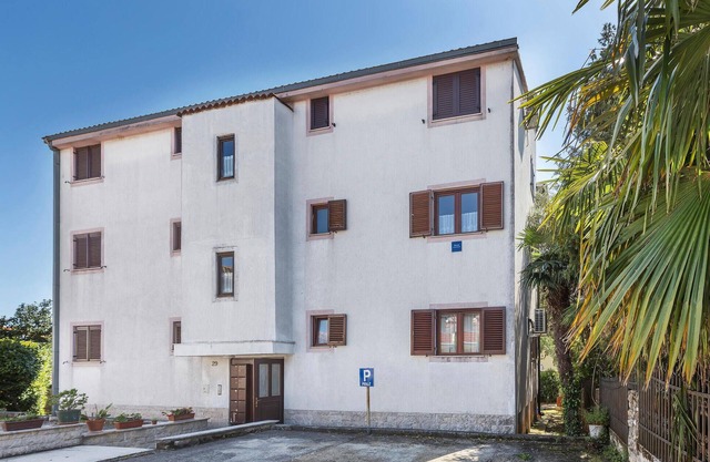 1 bedroom beautiful apartment in Funtana