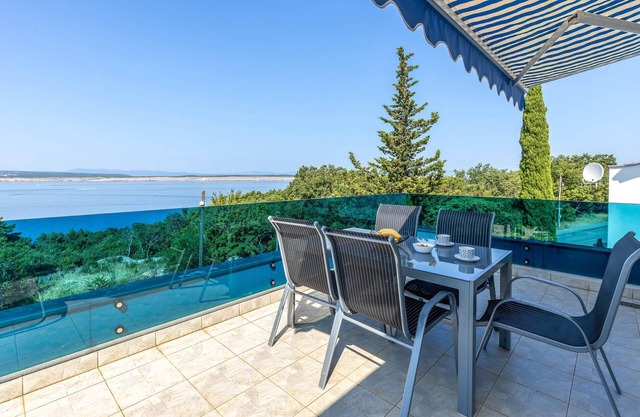 2 bedroom cozy apartment in Dramalj