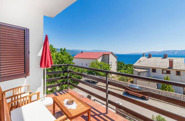 2 bedroom cozy apartment in Novi Vinodolski