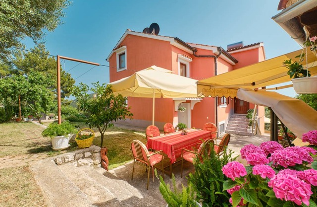 44 m² Apartment ∙ 1 bedroom ∙ 4 guests in Ćunski