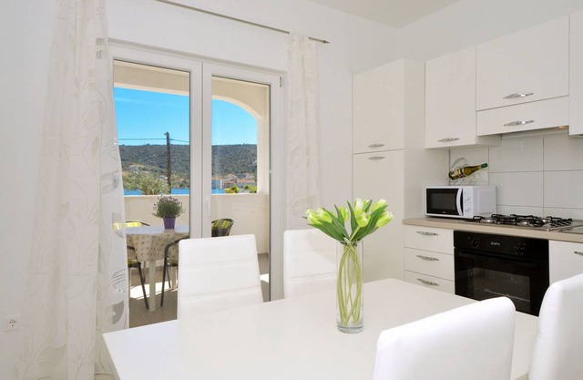 66 m² House ∙ 2 bedrooms ∙ 5 guests in Vinišće