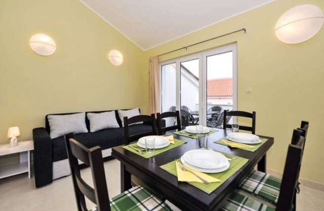 Ferienwohnung Srima Für Personen 